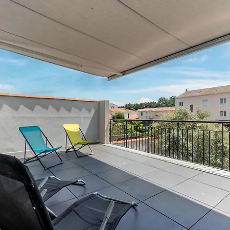 Casa vacanze Confort Pour 10 - 850 M De La *